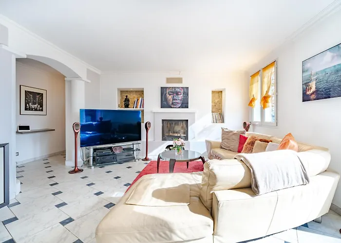 De Prestige Vue Panoramique Piscine Climatisation