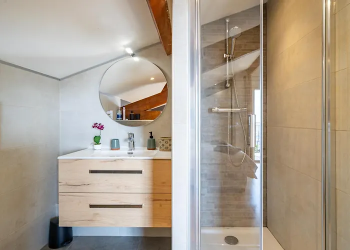 De Prestige Vue Panoramique Piscine Climatisation Вилла